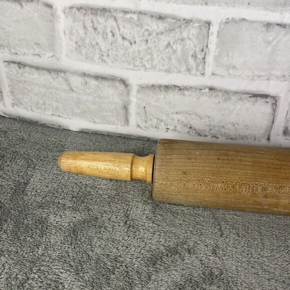 Foley Vintage 18" Maple Hardwood Rolling Pin - Picture 2 of 10